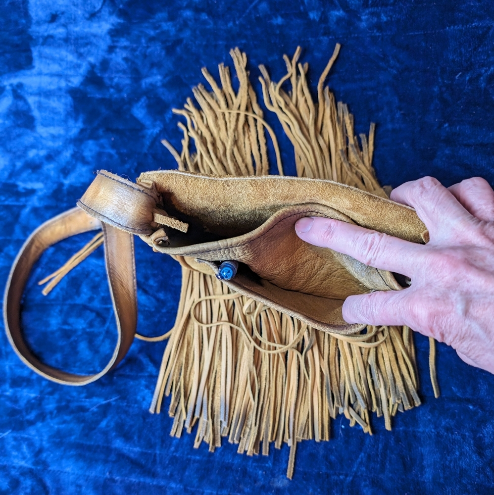 Kobler Leather hand painted w/ Fringe Crossbody/ Messenger Bag UNISEX! - Picture 10 of 12